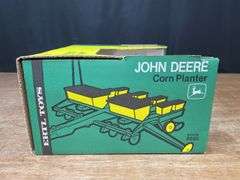 1/16 John Deere Corn Planter NIB Ertl