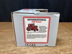1/16 IH 1566 NIB Ertl