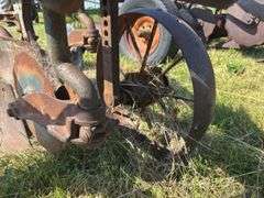 John Deere 3-14" Plow