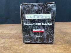 1/16 Farmall 230 NIB Ertl