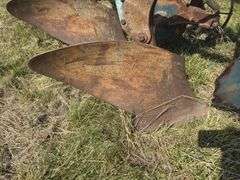 John Deere 3-14" Plow
