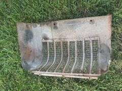 (2) John Deere Styled Model G Right Grilles