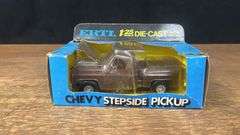 (3) Trucks Ertl