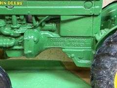 (2) 1/16 John Deere M + Spreader NIB Ertl