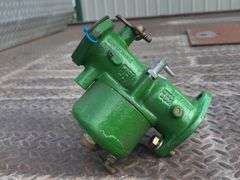 Marvel Schebler DLTX 10 Carburetor