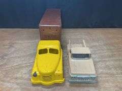 (2) Structo + Tonka Trucks