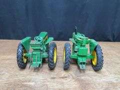 (2) 1/16 John Deere 630 + 3020 Ertl