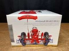 1/16 Farmall 400 w/Cultivator 50th Anniversary NIB Ertl