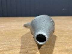 Mobil Upperlube Funnel