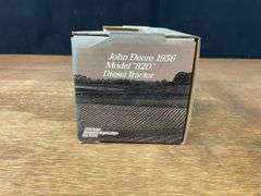 1/16 John Deere 820 NIB Ertl