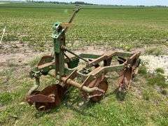 John Deere 810 Plow