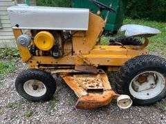 International Harvester Cub Cadet 100