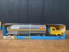 (2) Shell Tanker + Scramin' Hawk Semis NIB Ertl