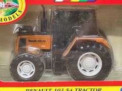 (2) 1/32 Steyr + Renault NIB Britains