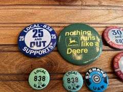 (12) John Deere Buttons