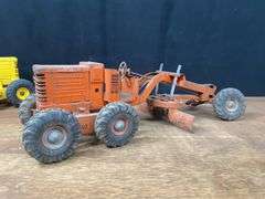 (2) Adams Graders Doepke