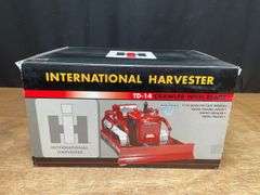 1/16 IH TD-14 Crawler w/Blade NIB SC