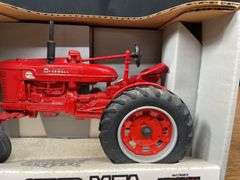 1/16 Farmall Super M-TA NIB Ertl
