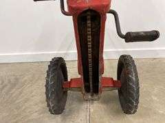 Farmall H Mid Size Pedal Tractor Eska