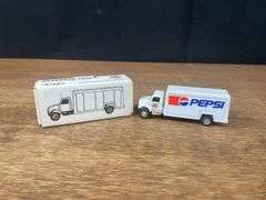 (4) 1/64 Beverage Trucks NIB Ertl