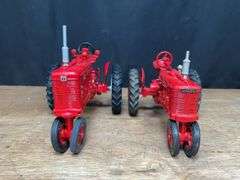 (2) 1/16 Farmall H + Farmall Super M-TA Ertl