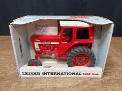 1/16 IH 1466 NIB Ertl