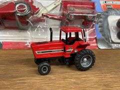(11) 1/64 IH + Case-IH