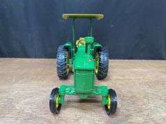 1/16 John Deere 4010 1993 NFTS NIB Ertl