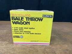 (2) 1/16 New Holland Baler + Bale Throw Wagon NIB Ertl
