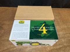 1/16 John Deere 40T w/Plow Collectors Center NIB Ertl