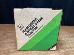 1/16 John Deere 8760 Collector NIB Ertl