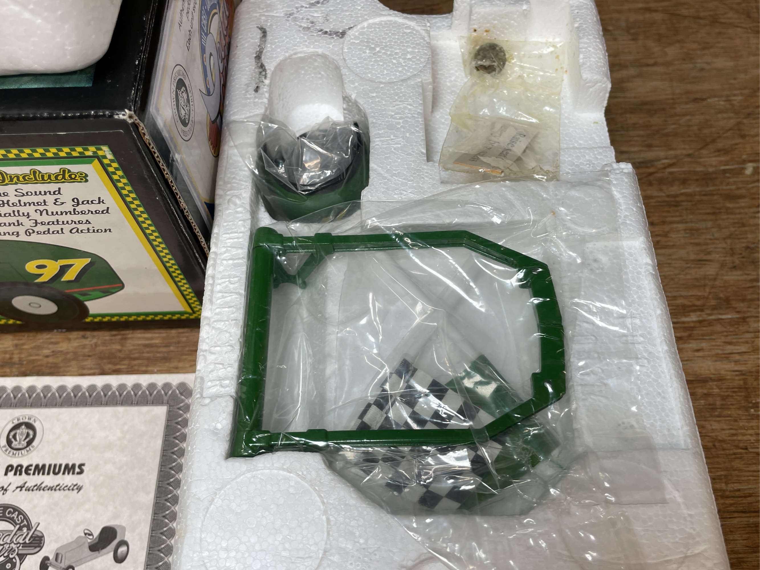 Lot image 11