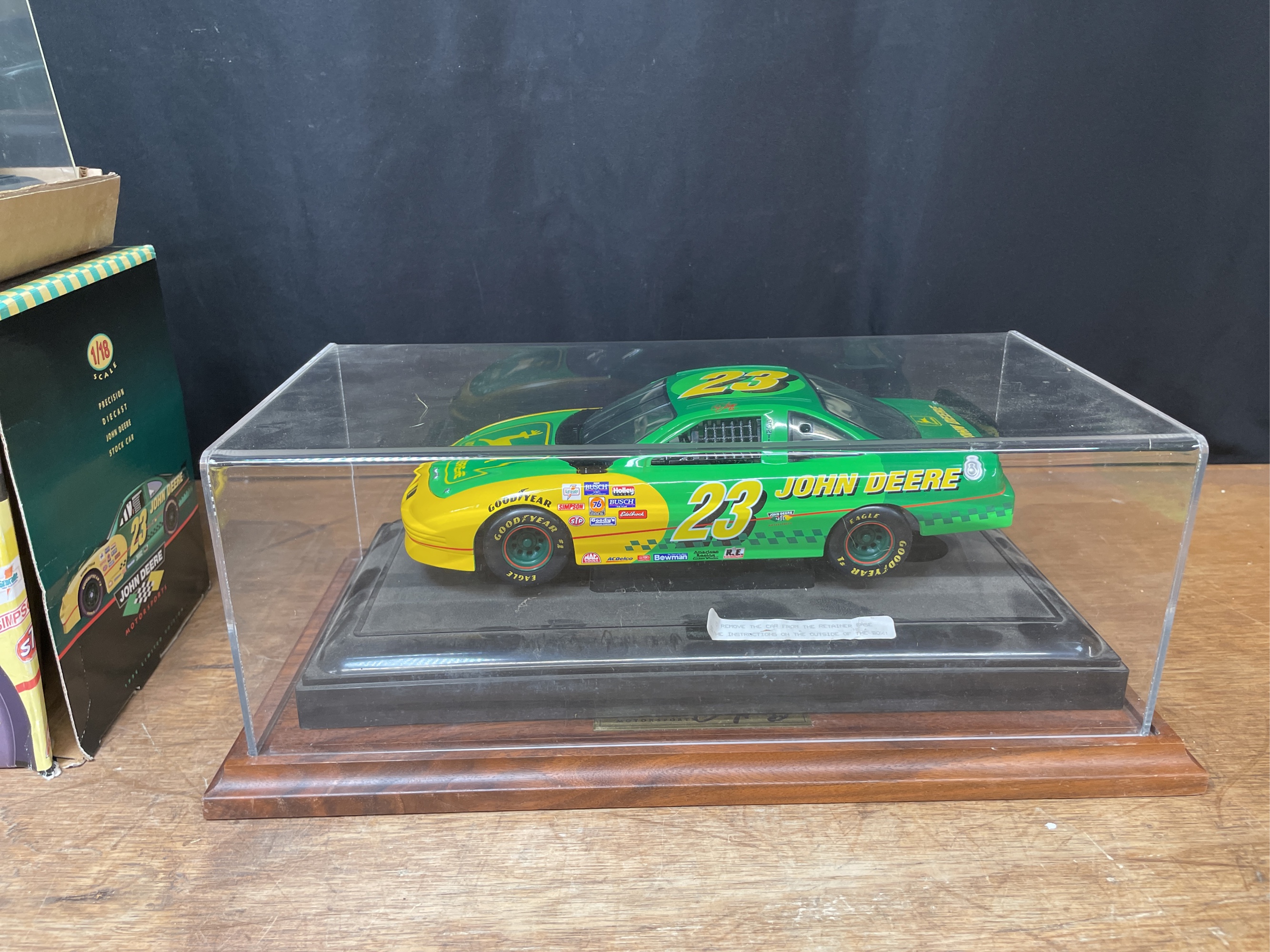Lot image 3