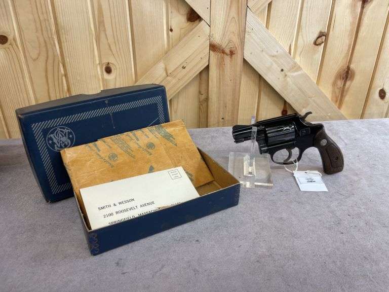 S&W Model 37 Airweight .38 Special DA Revolver image