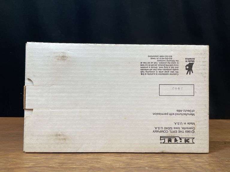 1/16 Deutz-Allis 9150 Collector NIB Ertl