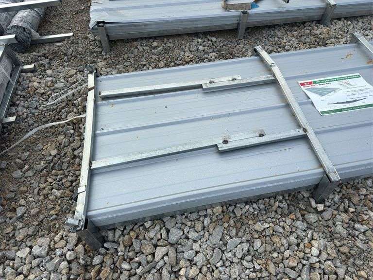 Steel Panels (10ft) - 100 pcs image