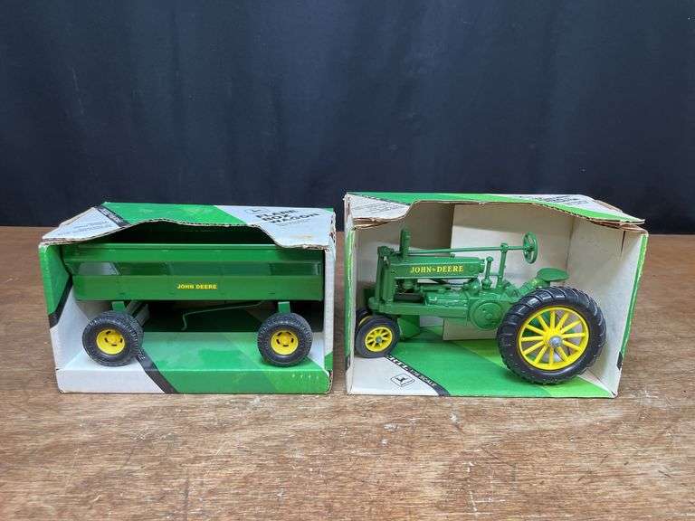 (2) 1/16 John Deere A + Wagon NIB Ertl image