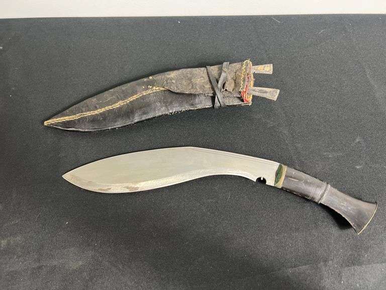 Gurkha Kukri Knife w/2-Small Side Knives and Scabbard image