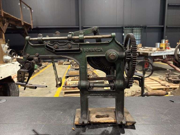 Bonanza Apple Corer and Peeler image