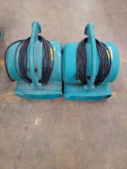 (2)DRI-EAZ Sahara Turbo Dryers..model:F351-SM