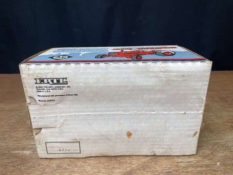 1/16 AC D19 Special Edition NIB Ertl