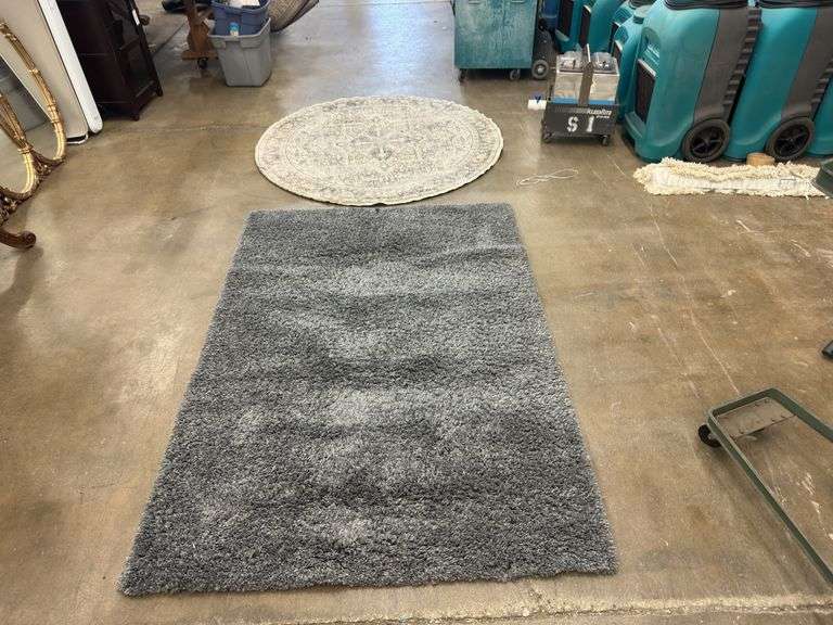 2 Decorative Rugs