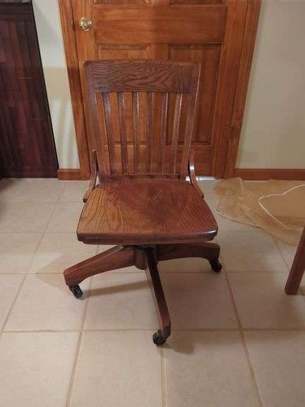 Drexel Heritage Office Desk with Rolling Chair - 46" x 24" x 30"