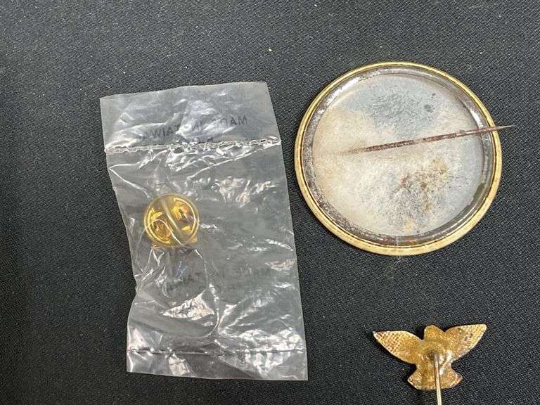 (6) IH Lot