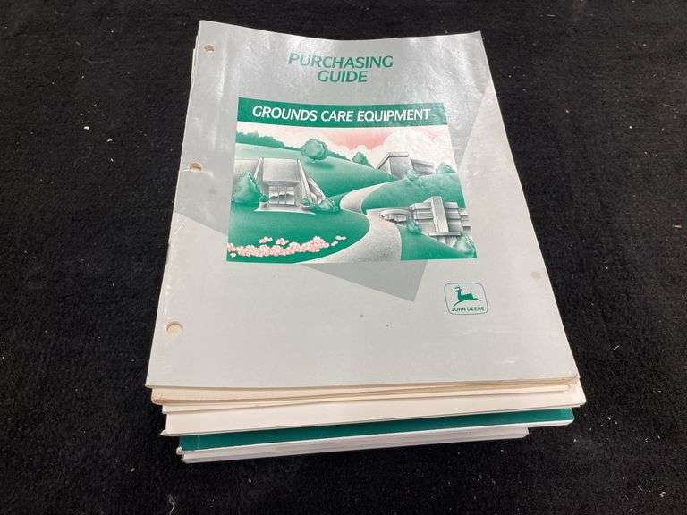 John Deere L&G Sales Literature image