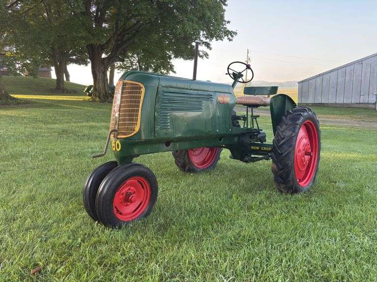 Oliver 60 Row Crop Gas image