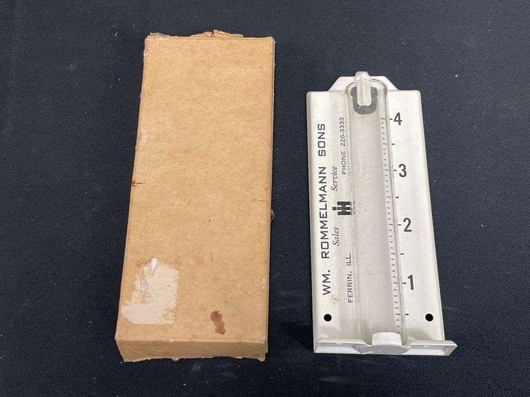 IH Rain Gauge NIB
