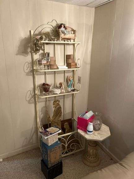 Shelf, Table and Contents