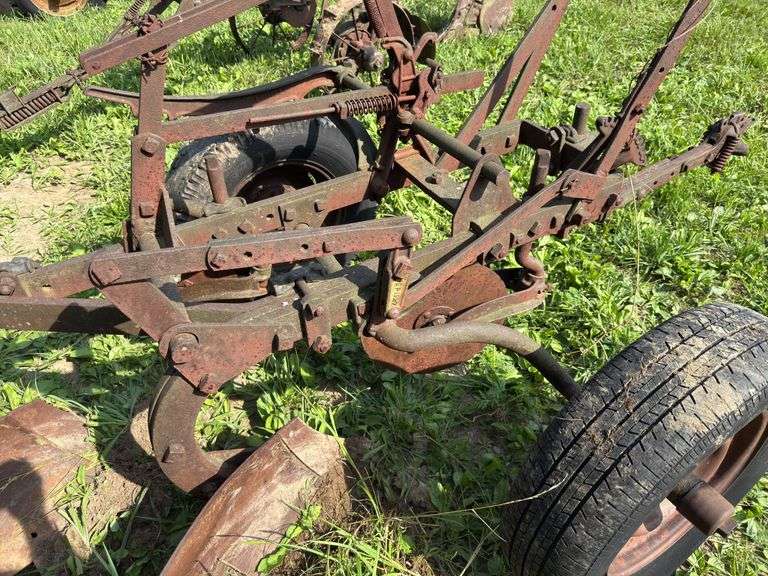 2 Bottom Oliver Plow