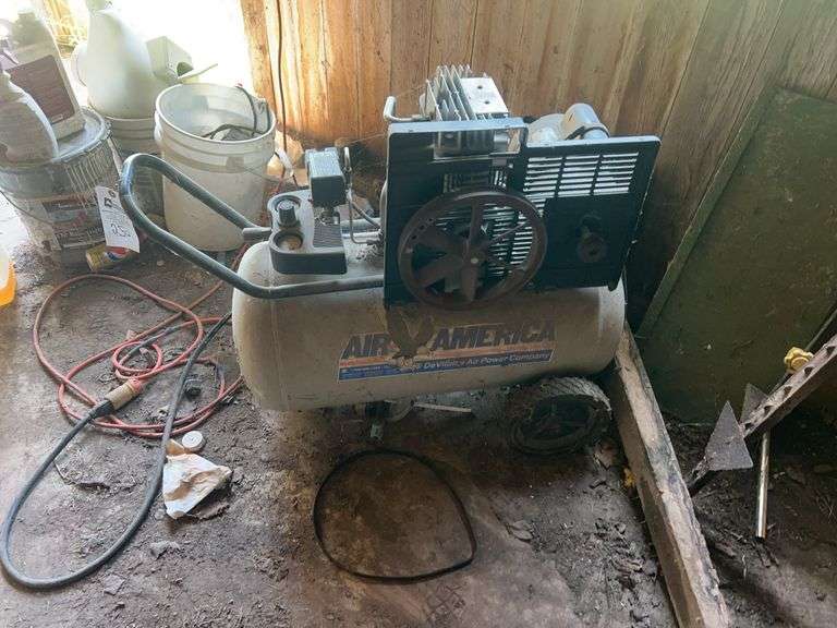 20 Gallon Air Compressor